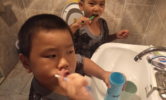洗脸刷牙睡觉